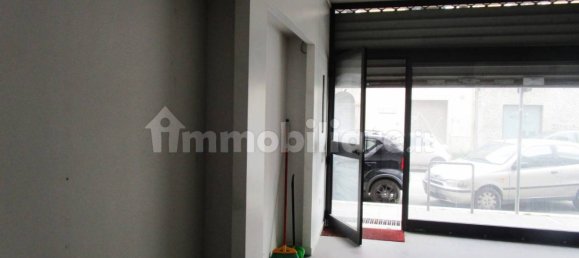 2غرفة عقار تجاري في Foggia, Italy رقم 142524 3