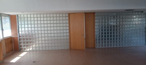 Büro in Porto, Portugal 478m², Nr. 41103 3