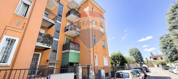 Квартира с 2 спальнями в Бьяссоно, Италия № 378720 36