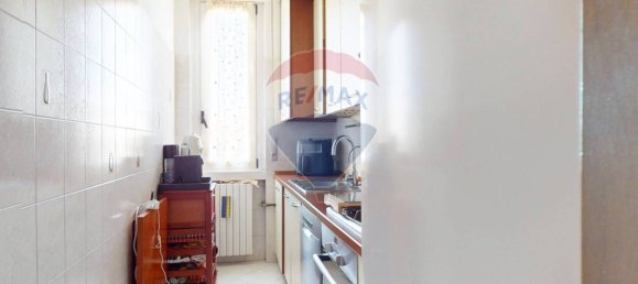 Квартира с 2 спальнями в Бьяссоно, Италия № 378720 11