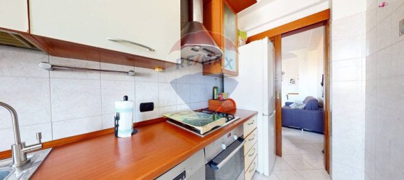 Квартира с 2 спальнями в Бьяссоно, Италия № 378720 13