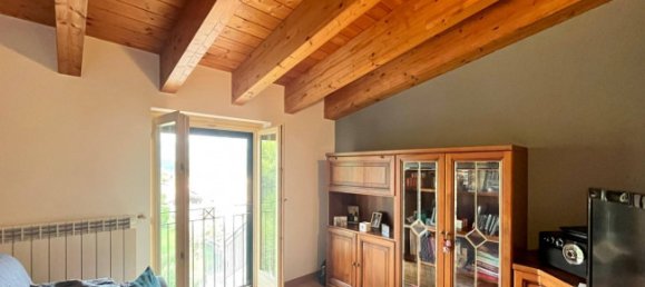 2 bedrooms Apartment in Gazzaniga, Italy No. 278909 4