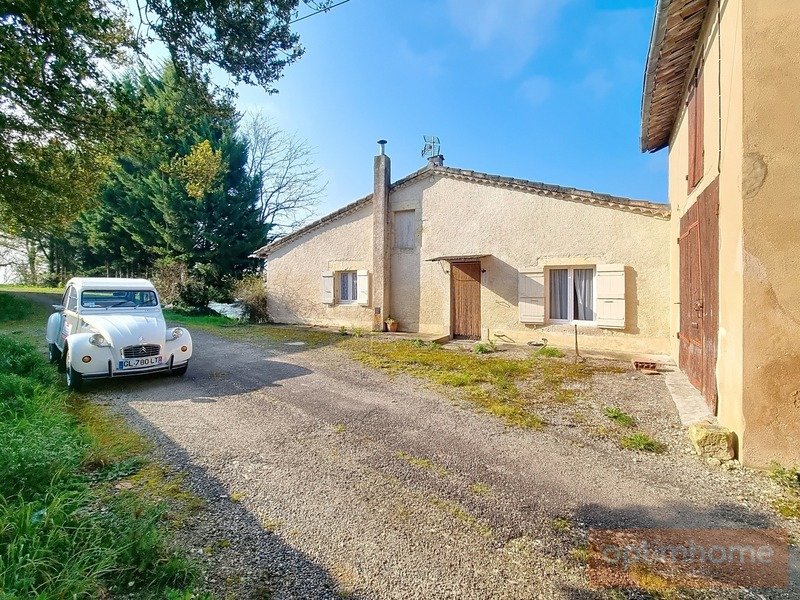 3 bedrooms House in La Sauvetat, France No. 185842