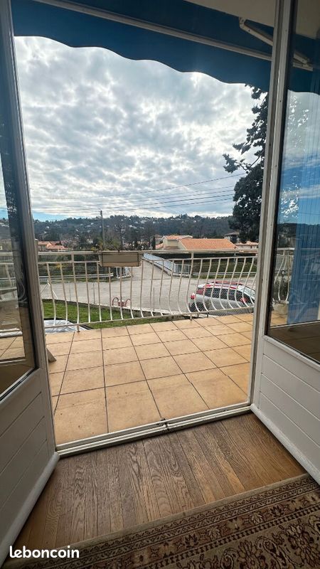 3 bedrooms House in Sainte-Colombe, France No. 199648