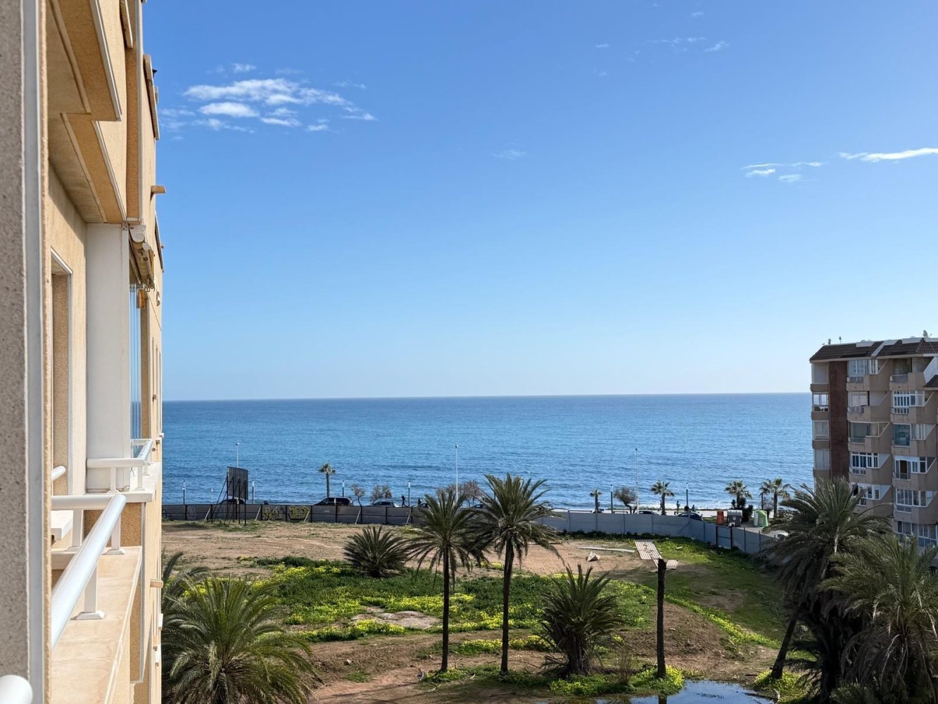2 dormitorios apartamento en venta en Torrevieja, Alicante, Comunidad Valenciana, Spain № 369945
