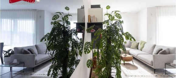 Квартира с 3 спальнями в Мартеллаго, Италия № 323076 4