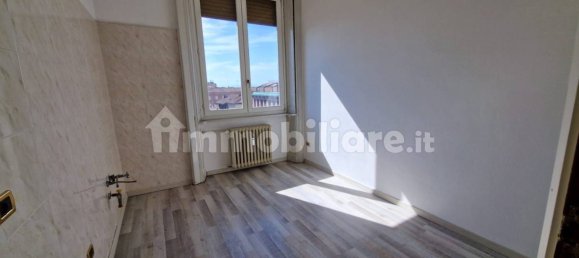 2 bedrooms Apartment in Cremona, Italy No. 372393 9
