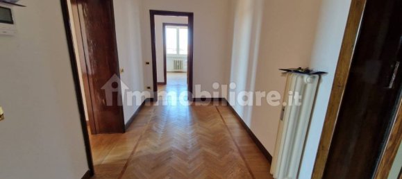 2 bedrooms Apartment in Cremona, Italy No. 372393 4