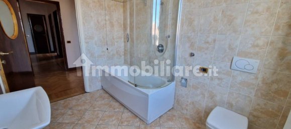 2 bedrooms Apartment in Cremona, Italy No. 372393 11