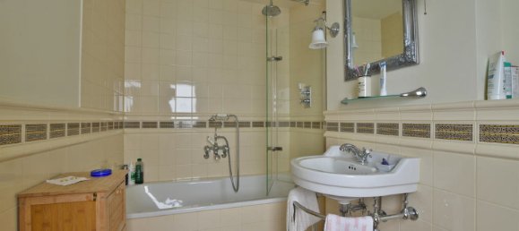 4-salle Maison de ville à Kassel, Germany No. 304402 17