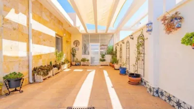 Вилла с 3 спальнями в Турре, Испания № 189004