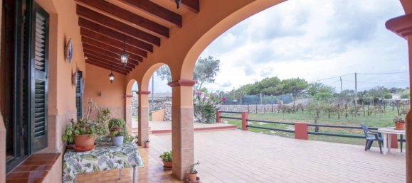 5 bedrooms Villa in Sant Lluis, Spain No. 5028 5