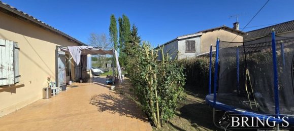 3 bedrooms House in Moissac, France No. 362952 5