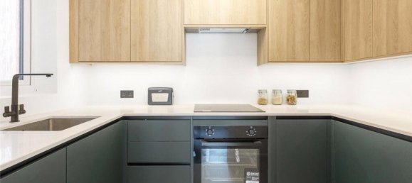 1 bedroom Apartment in London, United Kingdom No. 3606 3