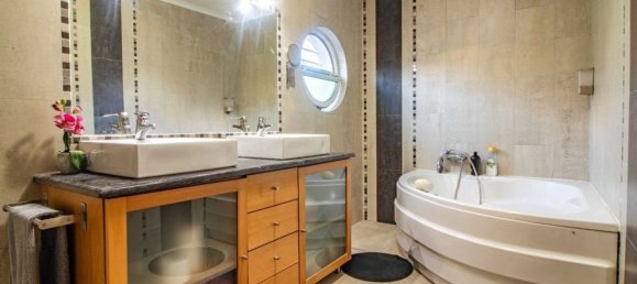 3 bedrooms House in Montenegro, Portugal No. 98944 34