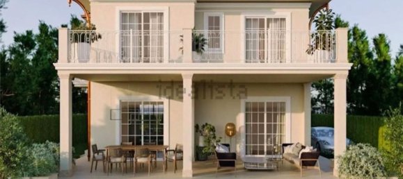 2 bedrooms Villa in Forte dei Marmi, Italy No. 322057 9