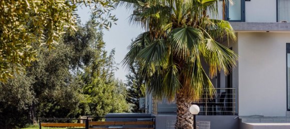 4 Schlafzimmer Gewerbliche Immobilien in Corfu, Greece, Nr. 53107 2