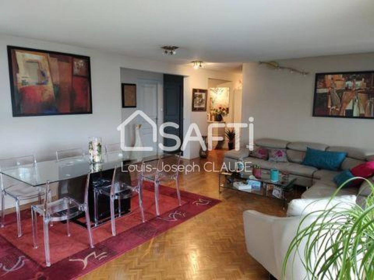 Apartamento de 2 dormitorios en Tours, France No. 11160