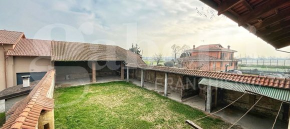 8غرفة منزل في Collegno, Italy رقم 5600 44