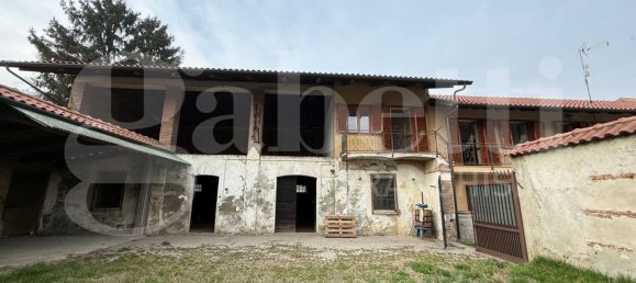 8غرفة منزل في Collegno, Italy رقم 5600 31