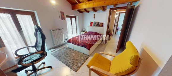 3-salle Appartement à Rovellasca, Italy No. 16410 9