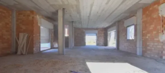 377m² Commercial property in Granada, Spain No. 174540 16