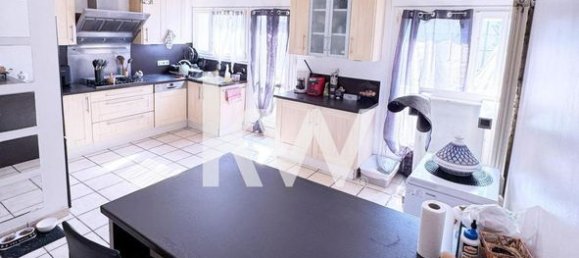 4 bedrooms House in Bouffemont, France No. 354012 2