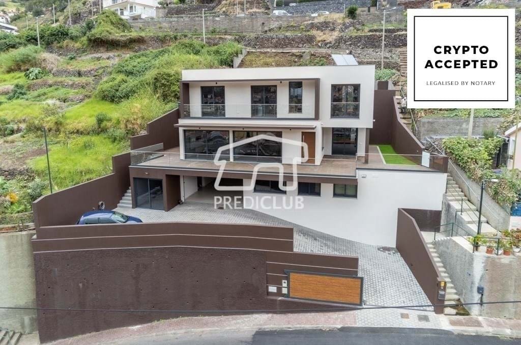 3 bedrooms Villa in Machico, Portugal No. 110670