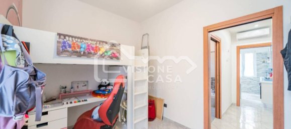 3 rooms Apartment in Reggio Emilia, Italy No. 35672 20