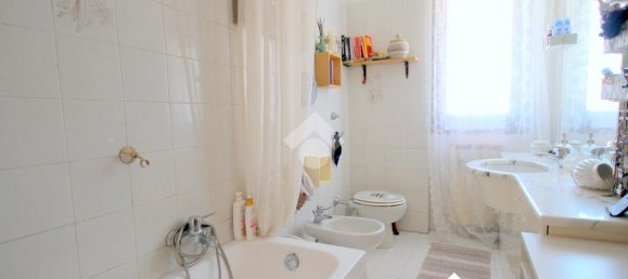 3 غرف نوم فيلا في Cornaredo, Italy رقم 353081 31