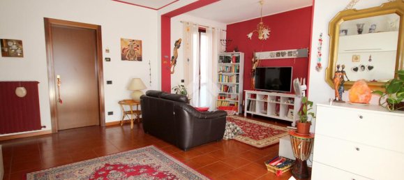 3 غرف نوم فيلا في Cornaredo, Italy رقم 353081 9