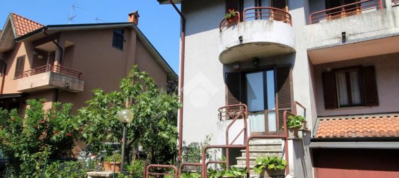 3 غرف نوم فيلا في Cornaredo, Italy رقم 353081 3