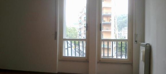 Edificio de 2 dormitorios en Genoa, Italy No. 253593 3