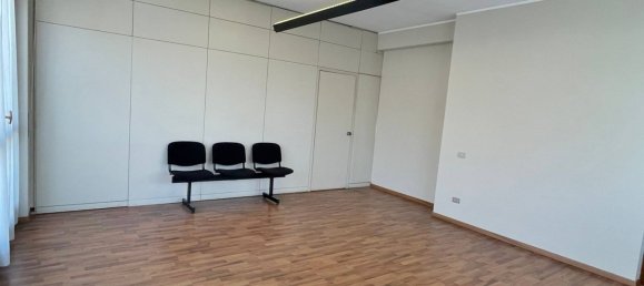 Oficina en Merate, Italy 110 m² No. 336453 7