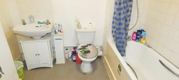 1 bedroom Apartment in Hayes, United Kingdom No. 5037 4