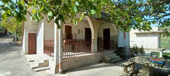 Вилла с 5 комнатами в Бельмонте Медзаньо, Италия № 102640 11