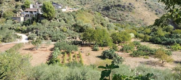 Вилла с 5 комнатами в Бельмонте Медзаньо, Италия № 102640 19