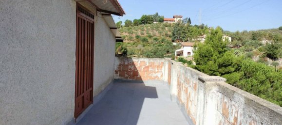 Вилла с 5 комнатами в Бельмонте Медзаньо, Италия № 102640 13