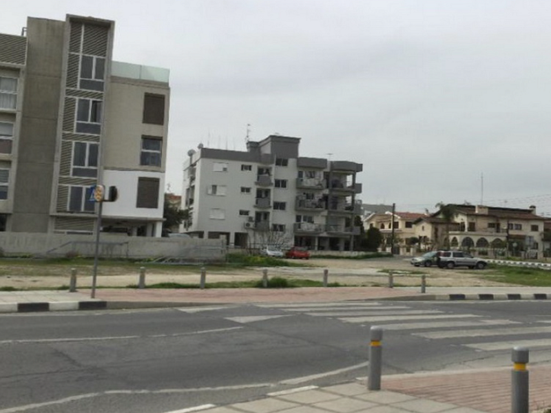 Земельный участок 1593м² в Строволос, Кипр № 8911