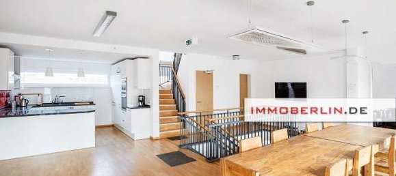 325m² Building in Reinickendorf, Germany No. 235260 4