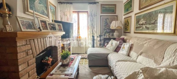 2 bedrooms Apartment in Cecina, Italy No. 278955 3