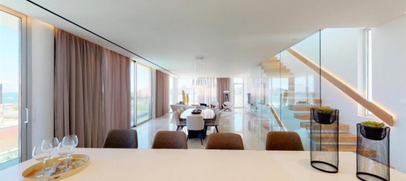 4 bedrooms Villa in Larnaca, Cyprus No. 2195 7