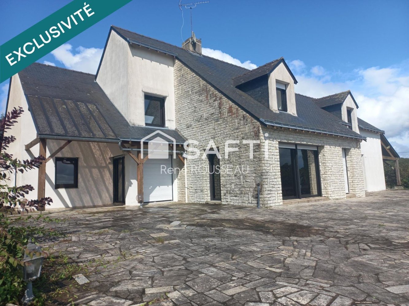 Casa de 5 dormitorios en Blain, France No. 111306