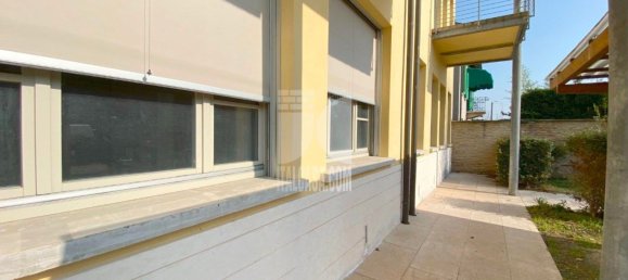 Квартира с 3 спальнями в Куртатоне, Италия № 362219 22