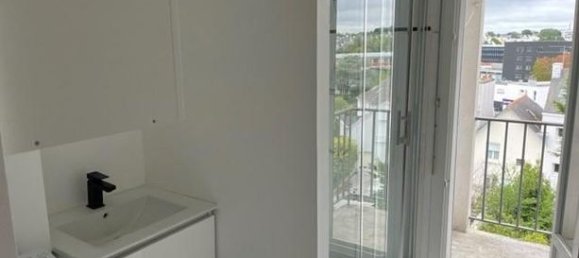 2 bedrooms Apartment in Lorient, France No. 281599 2