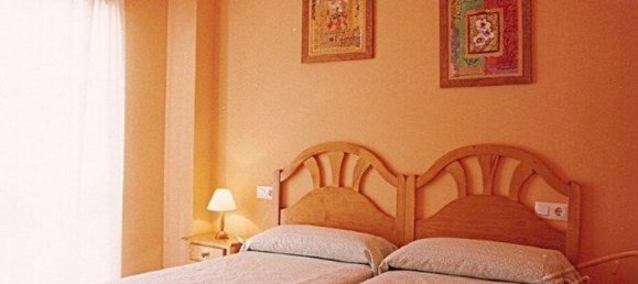 Квартира с 30 спальнями в Алтея, Испания № 184654 10