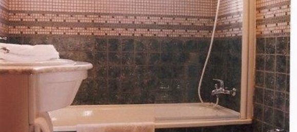 Квартира с 30 спальнями в Алтея, Испания № 184654 12