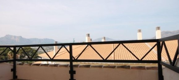 Квартира с 30 спальнями в Алтея, Испания № 184654 4