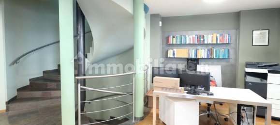 985m² Office in Grassobbio, Italy No. 317748 15