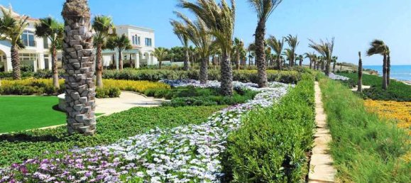 6 bedrooms Villa in Pervolia, Cyprus No. 10739 6